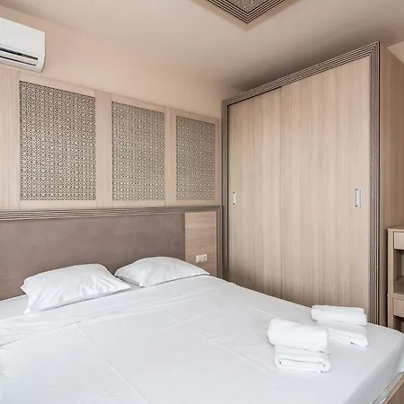 Argisht Partez 1br With Sea View And Pool *