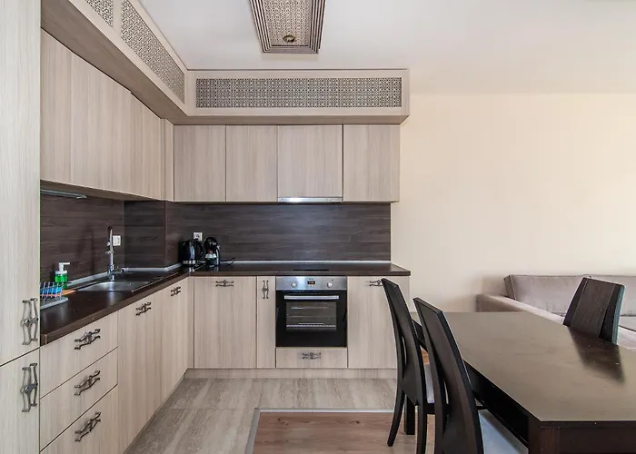 Argisht Partez 1br With Sea View And Pool Apartment Varna