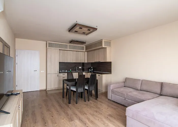 Argisht Partez 1br With Sea View And Pool Varna